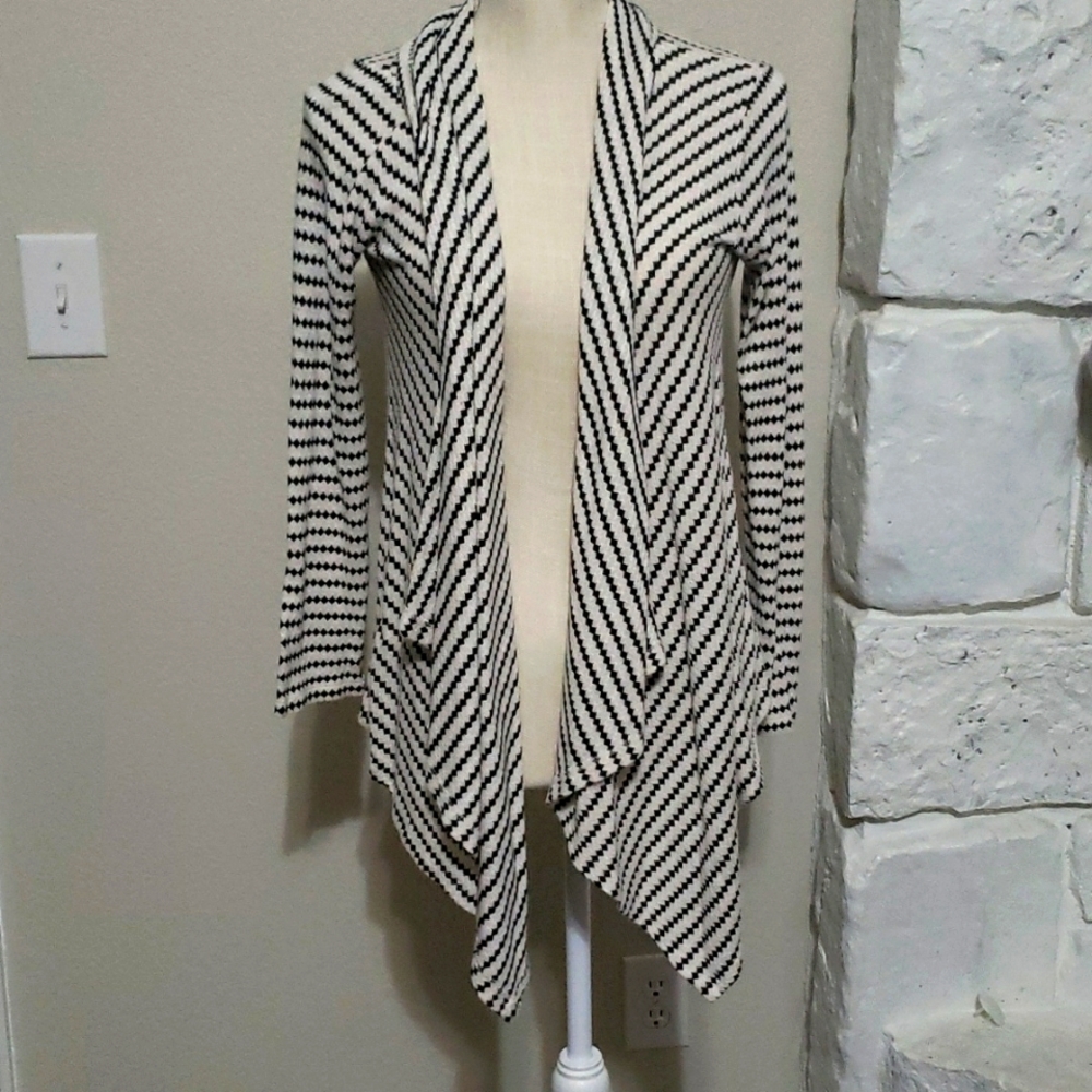 💚Lily white cardigan